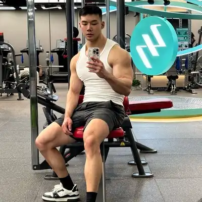 江怡